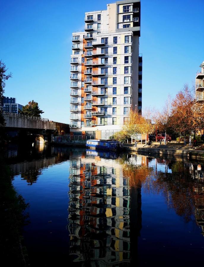 Lovely Luxury 1-Bed Apartment In Wembley Londýn Exteriér fotografie